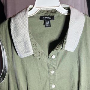 JONES & CO Sleeveless Shirt Dress with side pockets size 10.